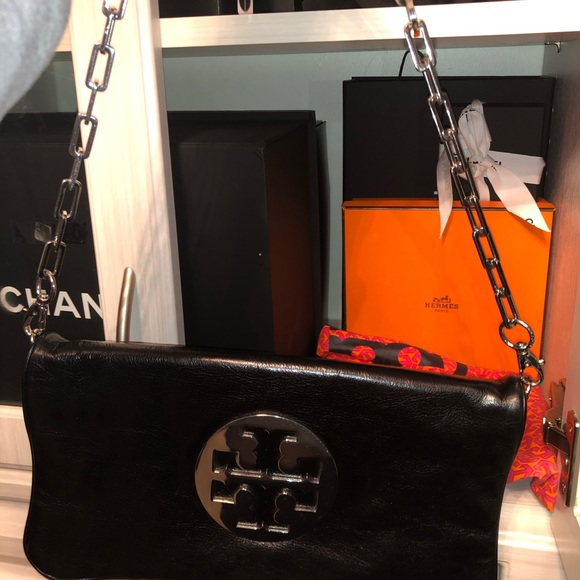 Tory Burch purse - Picture 1 of 3